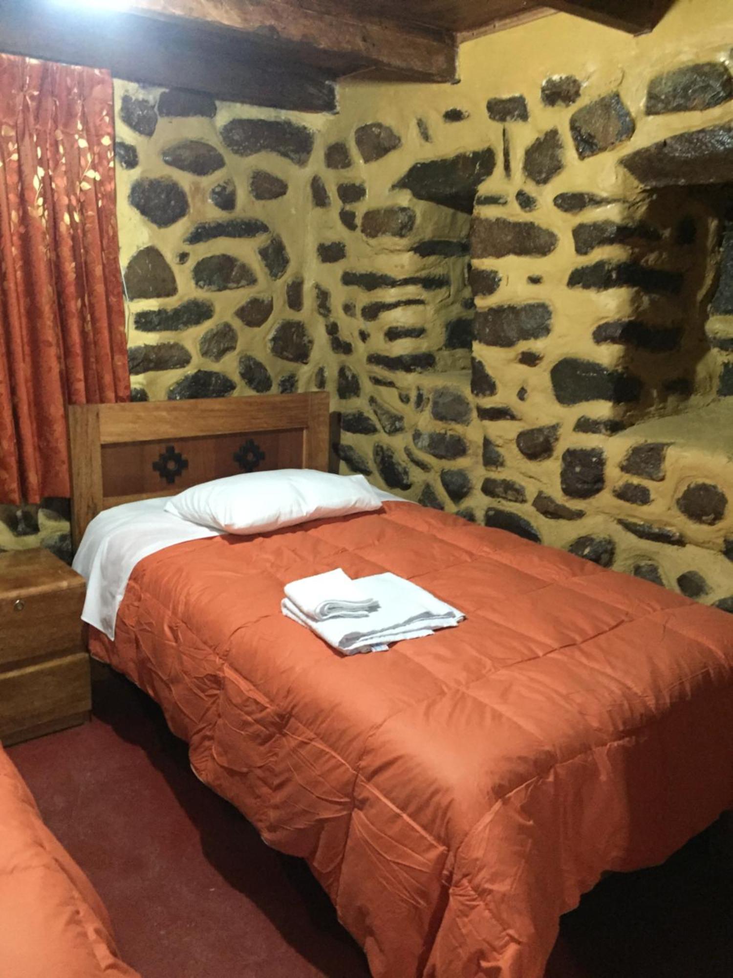 Rumi Sonqo Hostel Ollantaytambo Extérieur photo